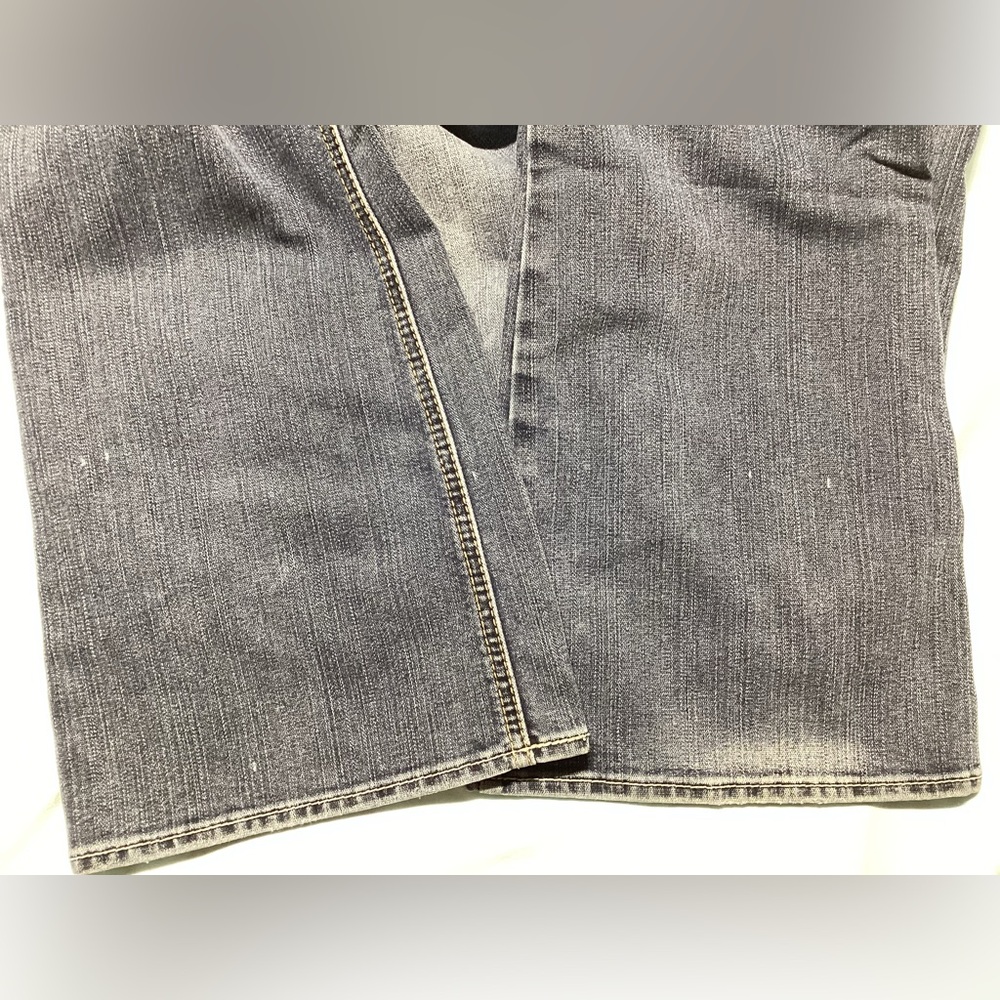 Silver Jeans Aiko Bootcut Medium Wash Size 27X31 (US 4) - Picture 13 of 15
